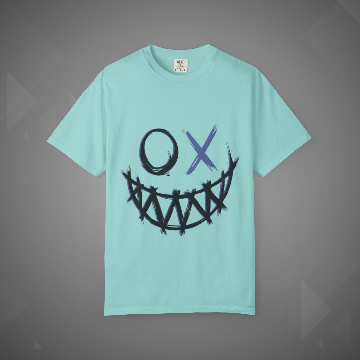 Grunge Smile Face T-Shirt - Edgy Streetwear Graphic Tee