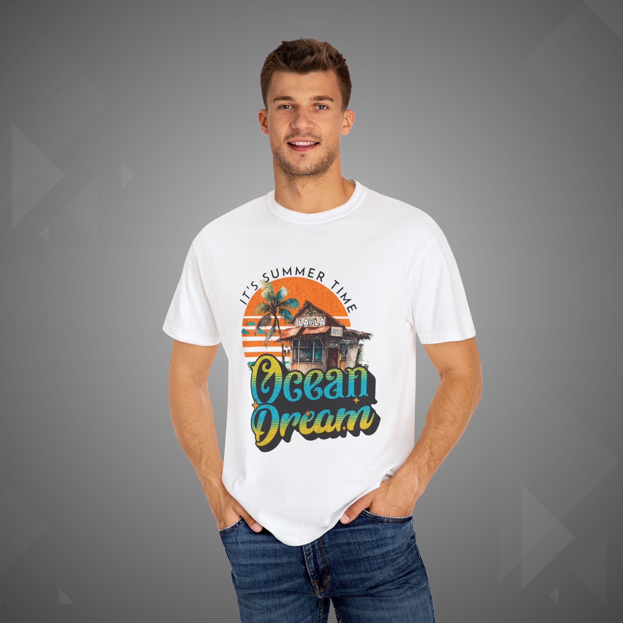 Ocean Dream Retro Summer T-Shirt