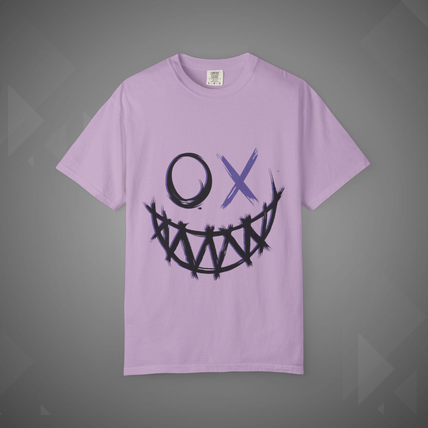 Grunge Smile Face T-Shirt - Edgy Streetwear Graphic Tee