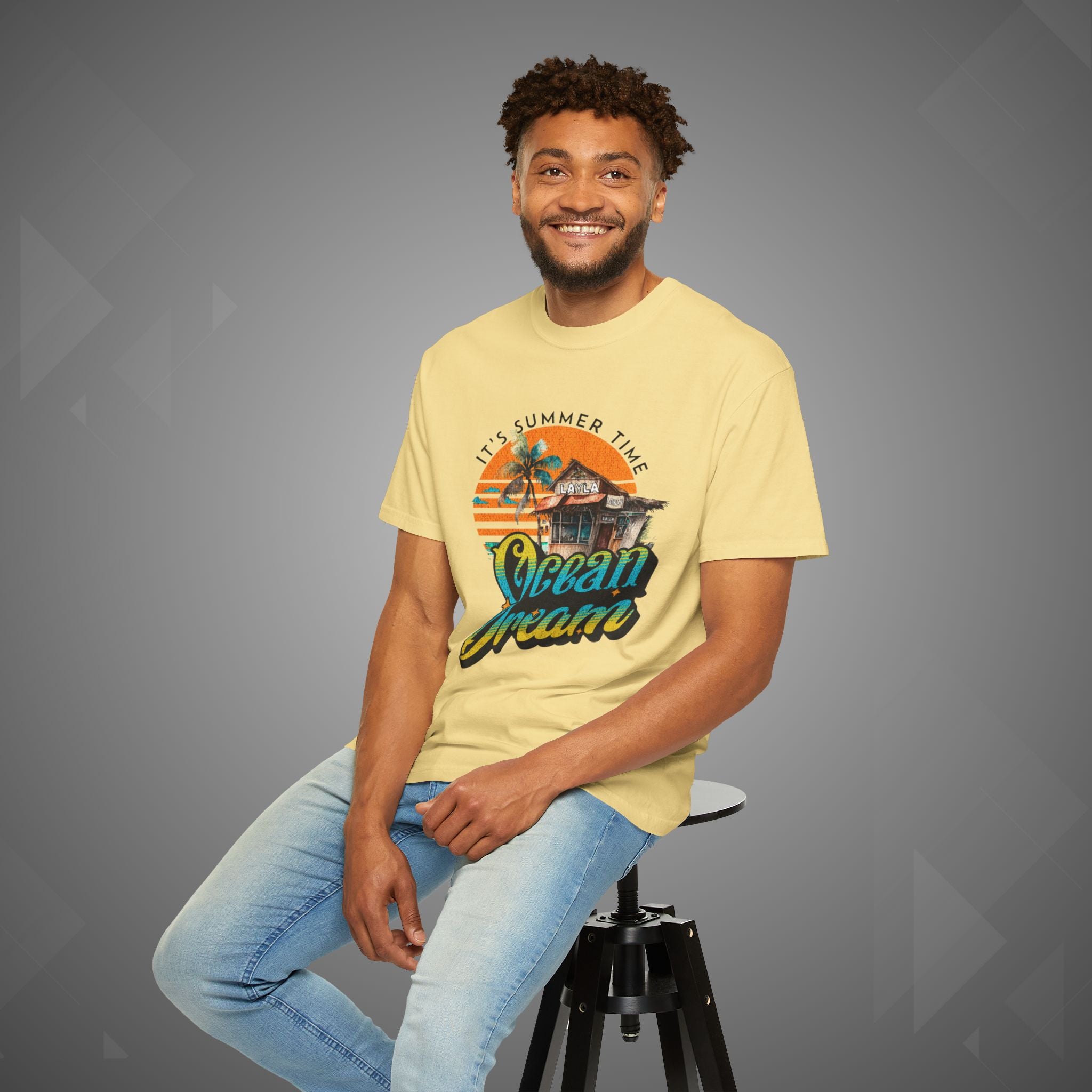 Ocean Dream Retro Summer T-Shirt