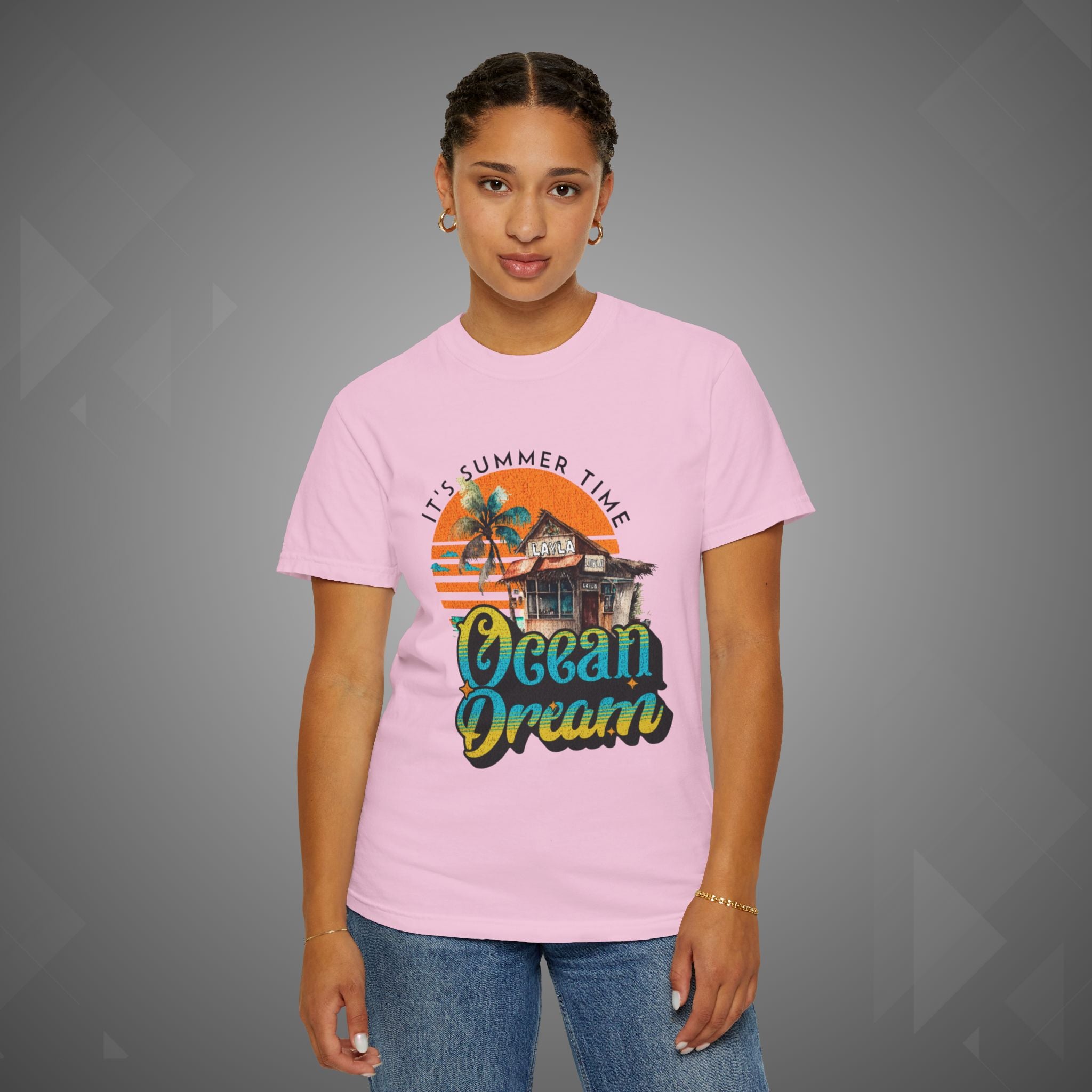 Ocean Dream Retro Summer T-Shirt